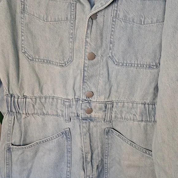 Universal Thread Light Blue Denim Utility Jumpsuit 10 Inseam 30" - Picture 5 of 7